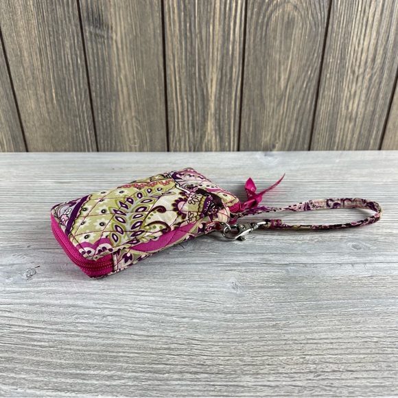 Vera Bradley Retired Very Berry Paisley Wristlet ID Wallet - Picture 7 of 16